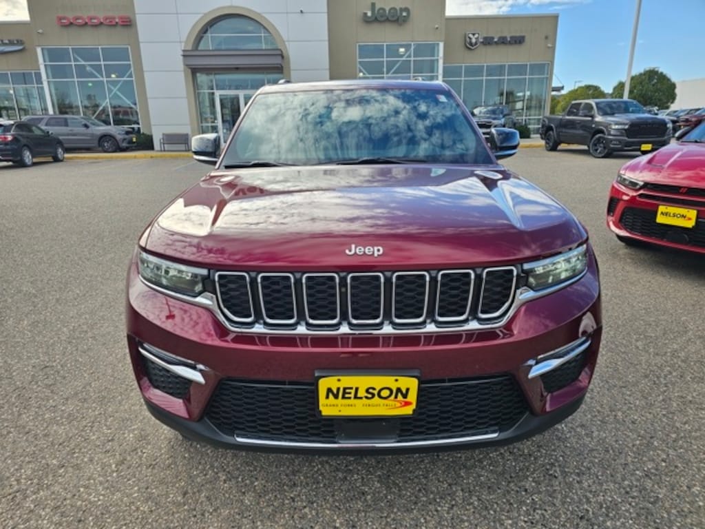 New 2025 Jeep Grand Cherokee LIMITED 4X4 Sport Utility