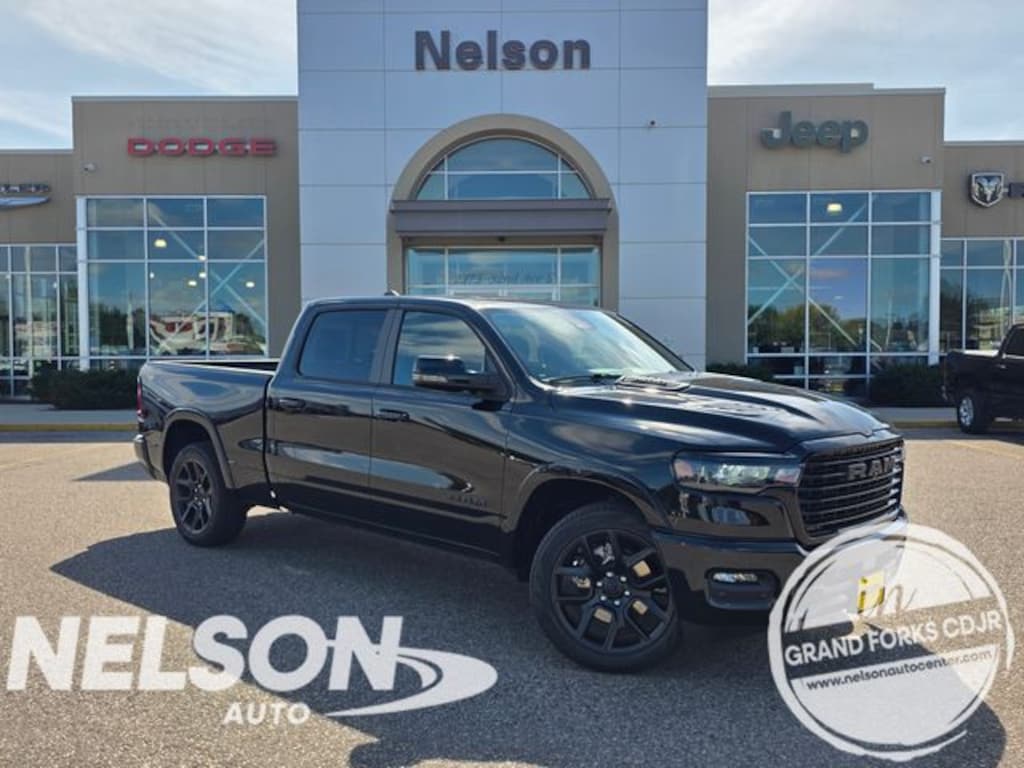 New 2027 Ram 1500 LARAMIE CREW CAB 4X4 6'4 BOX Pickup