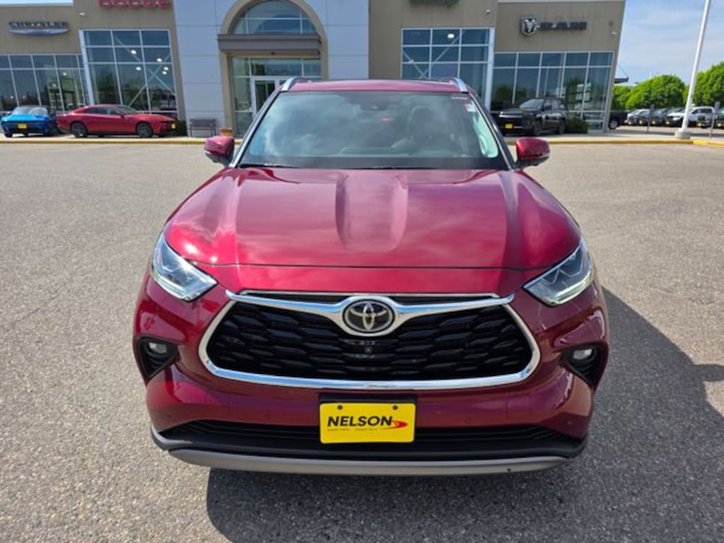 Used 2023 Toyota Highlander Platinum SUV