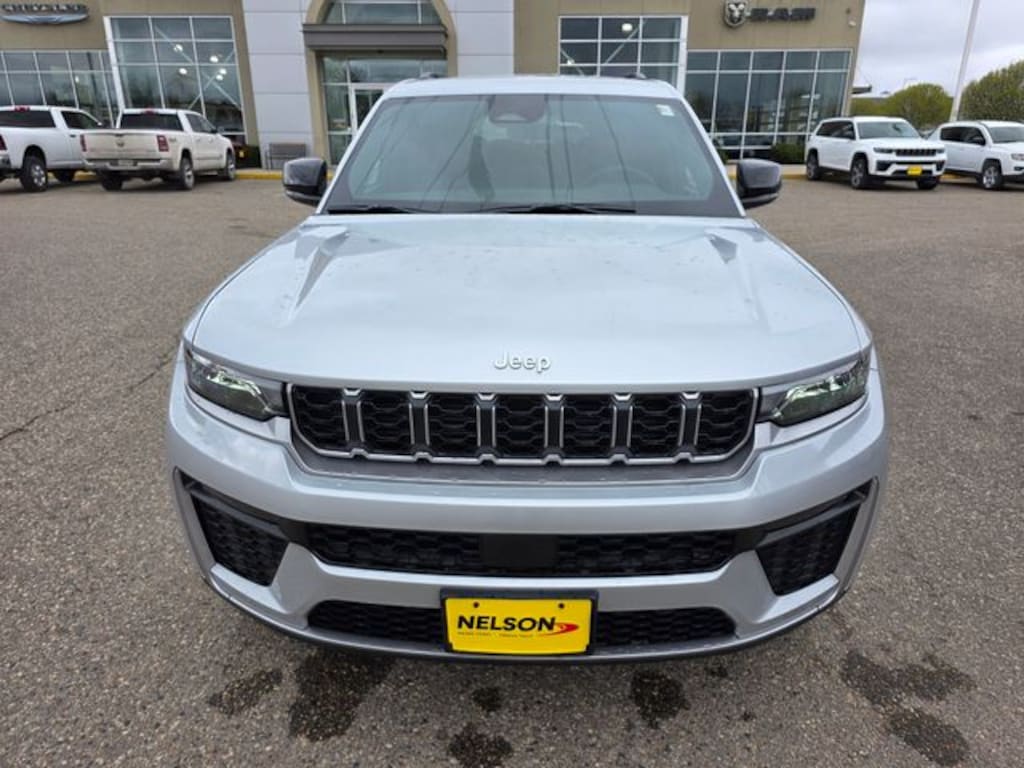 New 2026 Jeep Grand Cherokee L LIMITED 4X4 Sport Utility