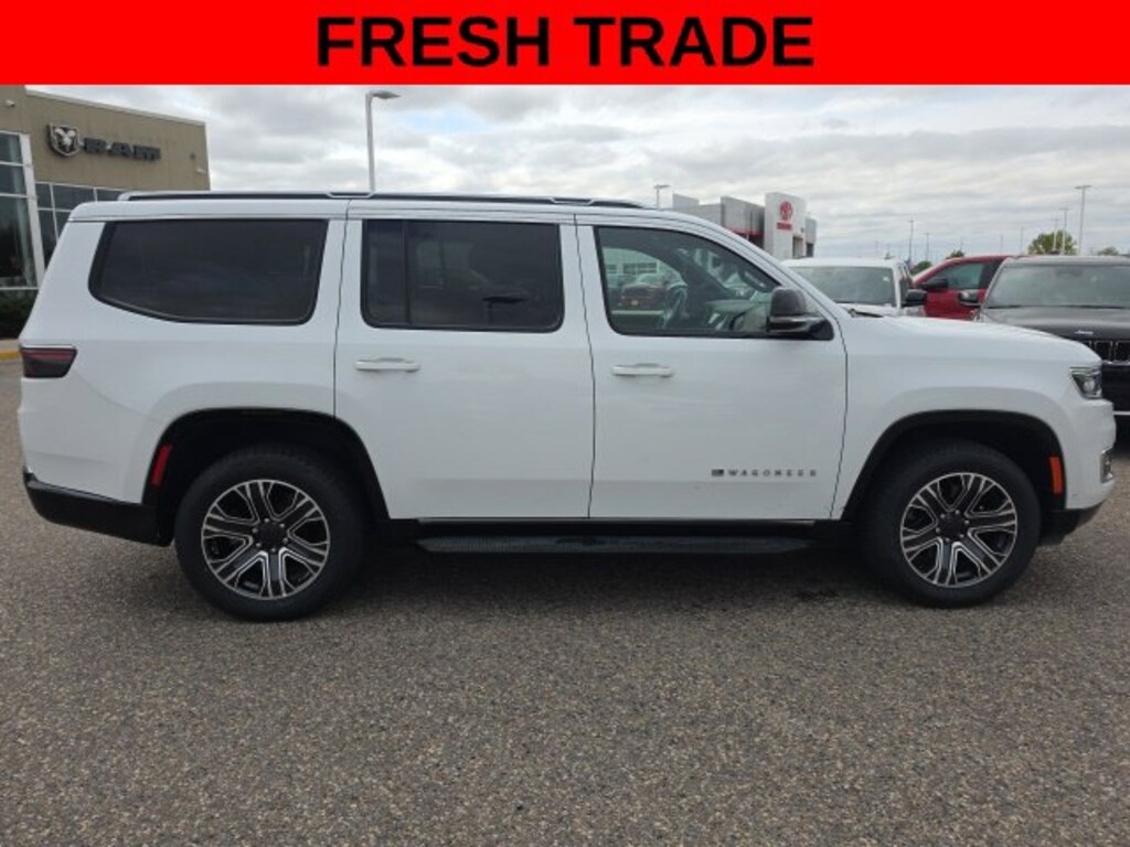 Used 2024 Jeep Wagoneer Series II SUV