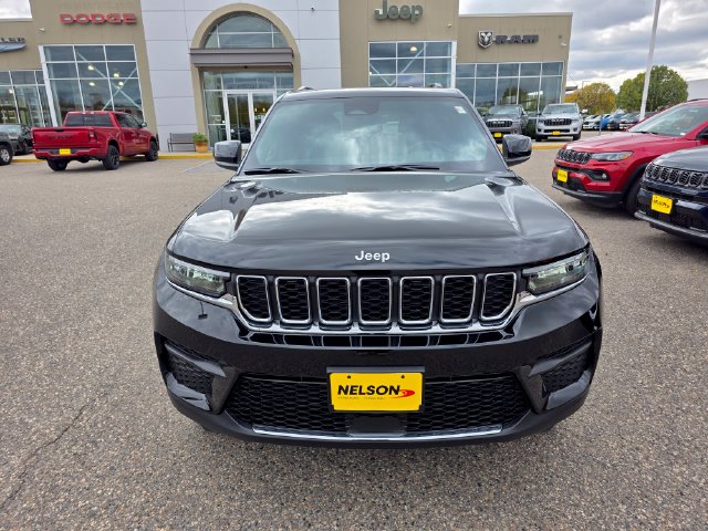 New 2027 Jeep Grand Cherokee LAREDO X 4X4 Sport Utility