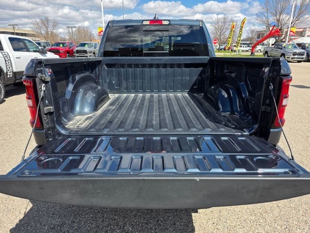 2026 RAM 1500 Warlock - Photo 14