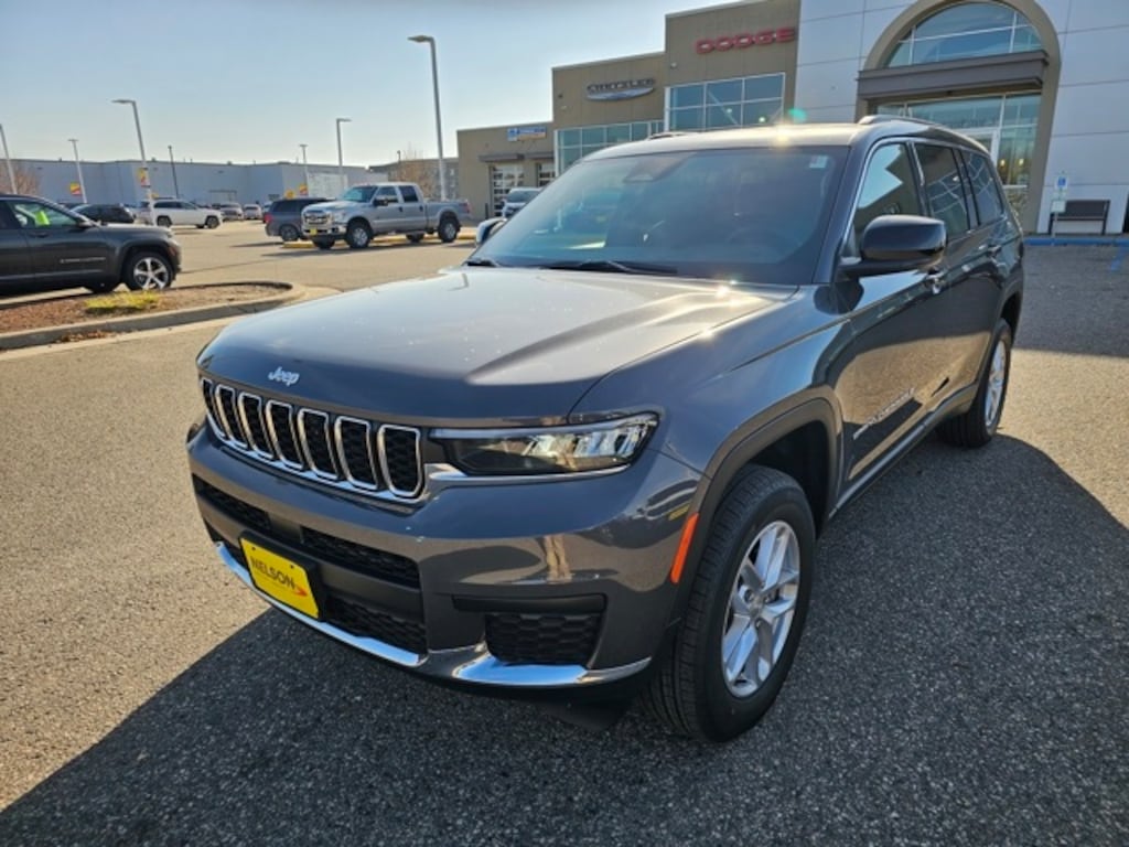 New 2025 Jeep Grand Cherokee L LAREDO X 4X4 Sport Utility