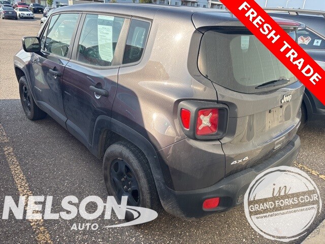 2018 Jeep Renegade Sport photo 4