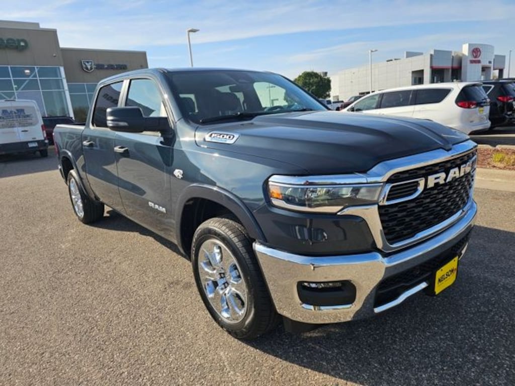 New 2026 Ram 1500 BIG HORN CREW CAB 4X4 5'7 BOX Pickup