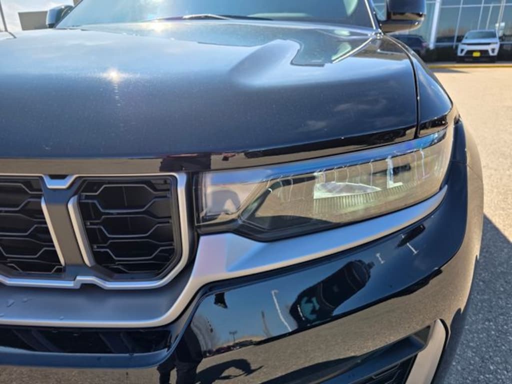 New 2026 Jeep Grand Cherokee L LIMITED 4X4 Sport Utility