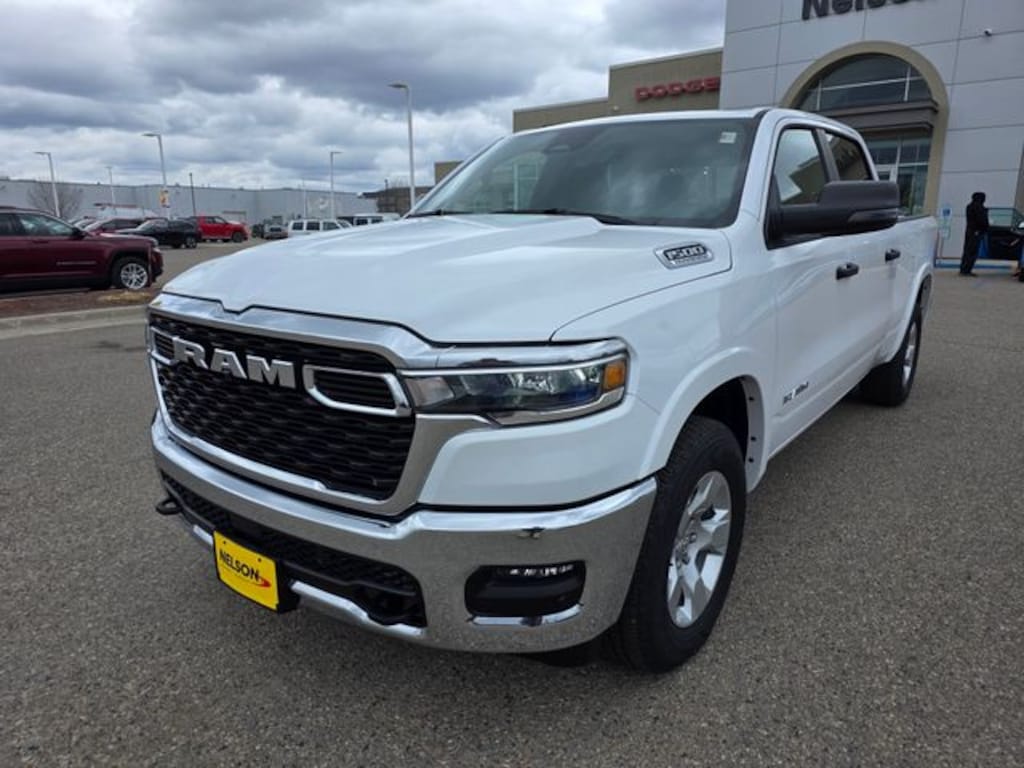 New 2026 Ram 1500 BIG HORN CREW CAB 4X4 6'4 BOX Pickup