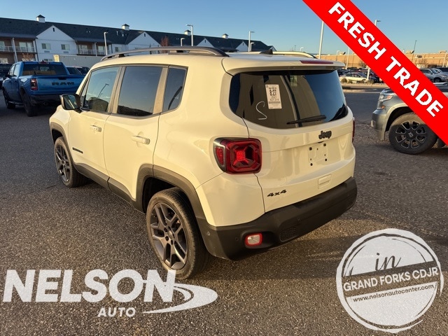2021 Jeep Renegade Latitude photo 3