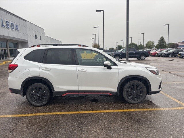 2020 Subaru Forester Sport photo 4