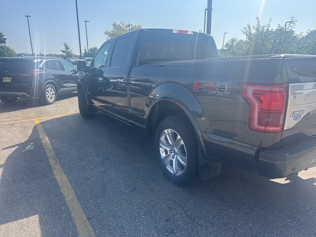 2015 Ford F-150 Platinum photo 3