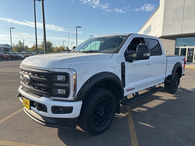 2024 Ford F-350 Lariat photo 3