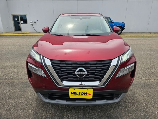 2023 Nissan Rogue SV photo 3