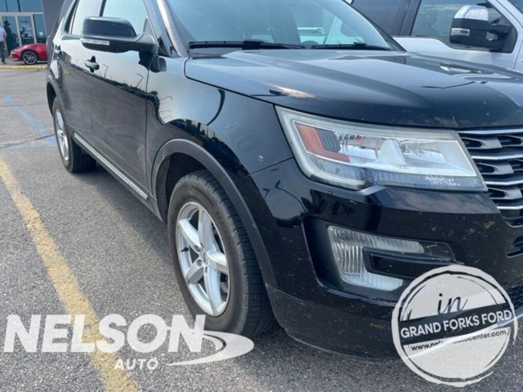 Used 2017 Ford Explorer XLT SUV