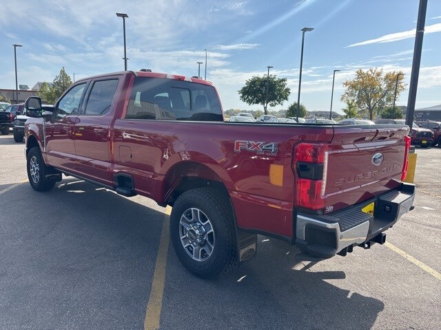 2023 Ford F-250 Lariat photo 4