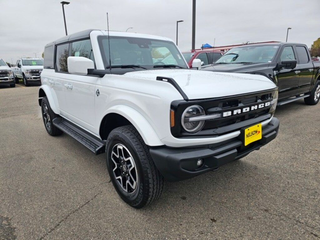 New 2025 Ford Bronco Outer Banks SUV