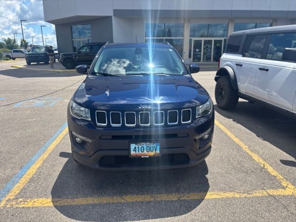 Used 2019 Jeep Compass Latitude 4x4 SUV