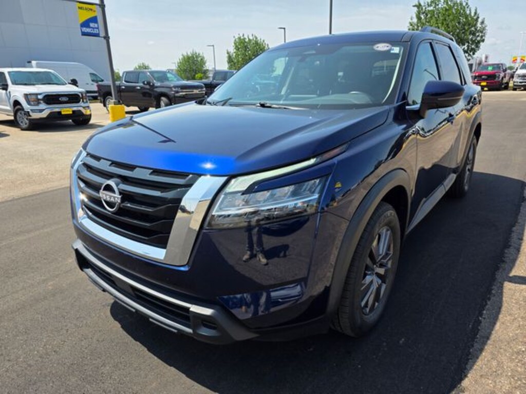 Used 2022 Nissan Pathfinder SV SUV