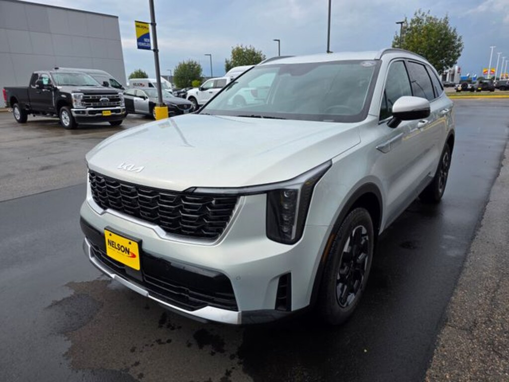 Used 2026 Kia Sorento S SUV
