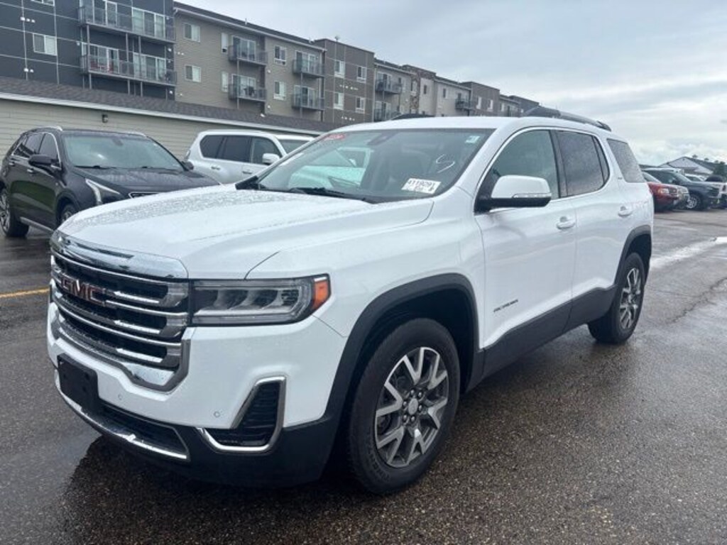 Used 2023 GMC Acadia SLE SUV
