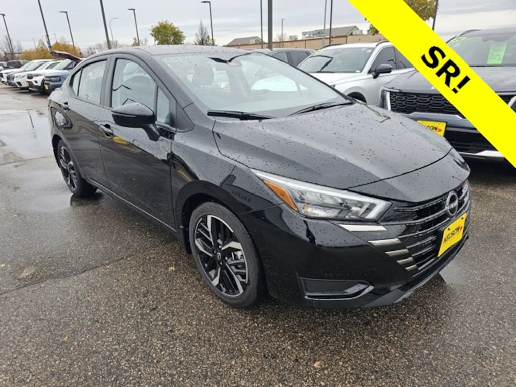 Used 2024 Nissan Versa 1.6 SR Sedan