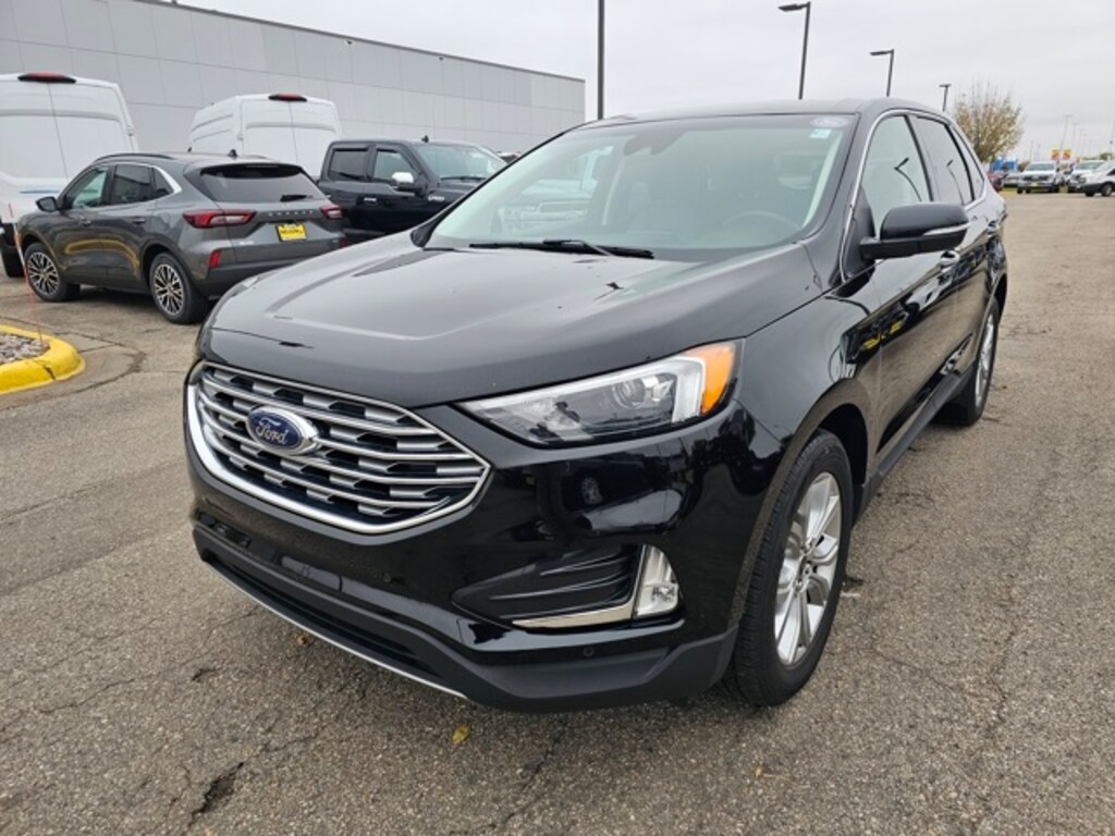 Used 2024 Ford Edge Titanium SUV