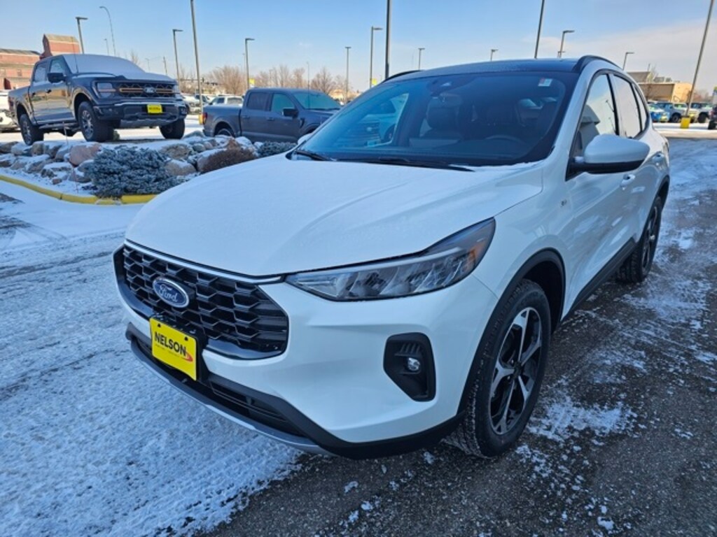 New 2026 Ford Escape Hybrid ST-Line Select SUV
