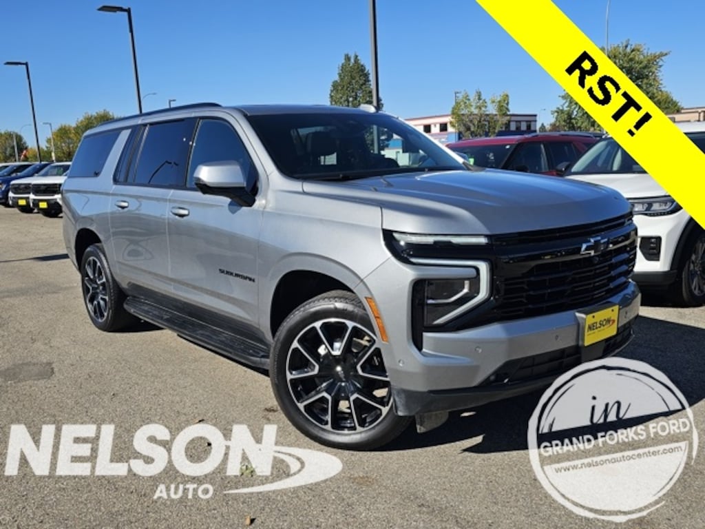 Used 2025 Chevrolet Suburban RST SUV