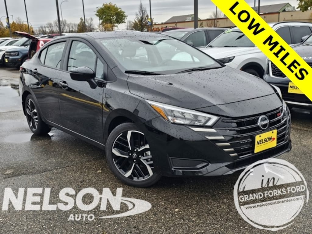 Used 2024 Nissan Versa 1.6 SR Sedan