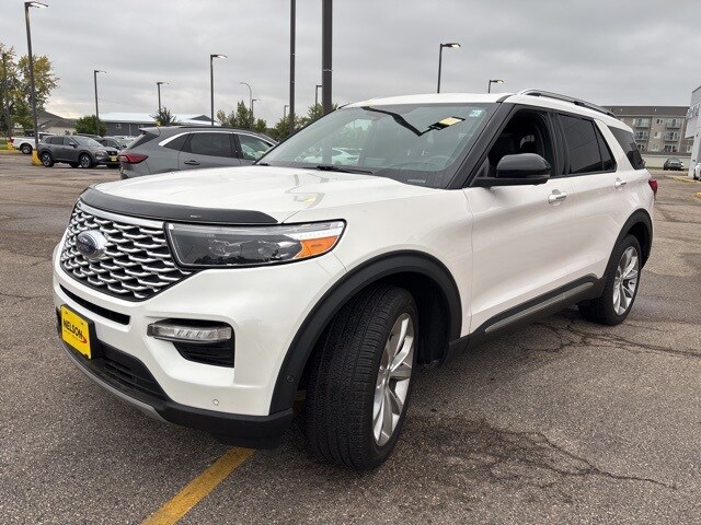 2021 Ford Explorer Platinum photo 3