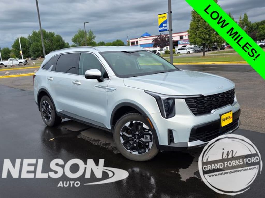 Used 2026 Kia Sorento S SUV
