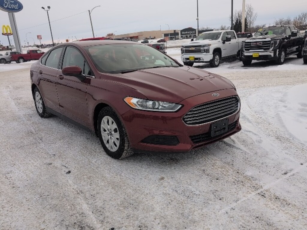Used 2014 Ford Fusion S Sedan