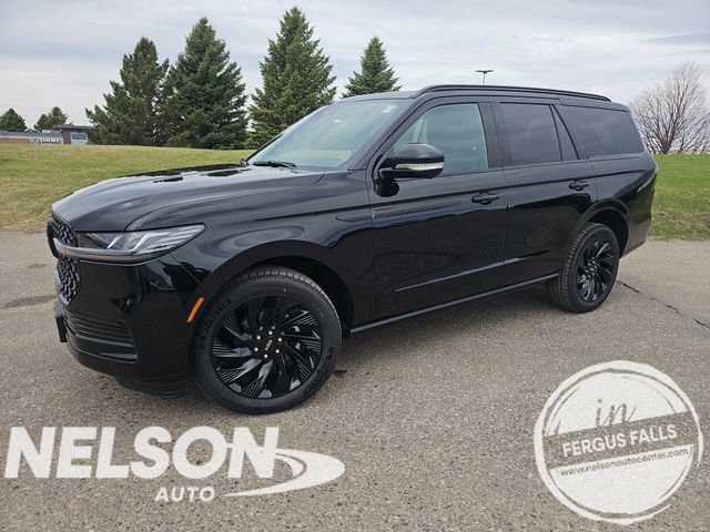 2026 Lincoln Navigator Reserve 4WD's photo
