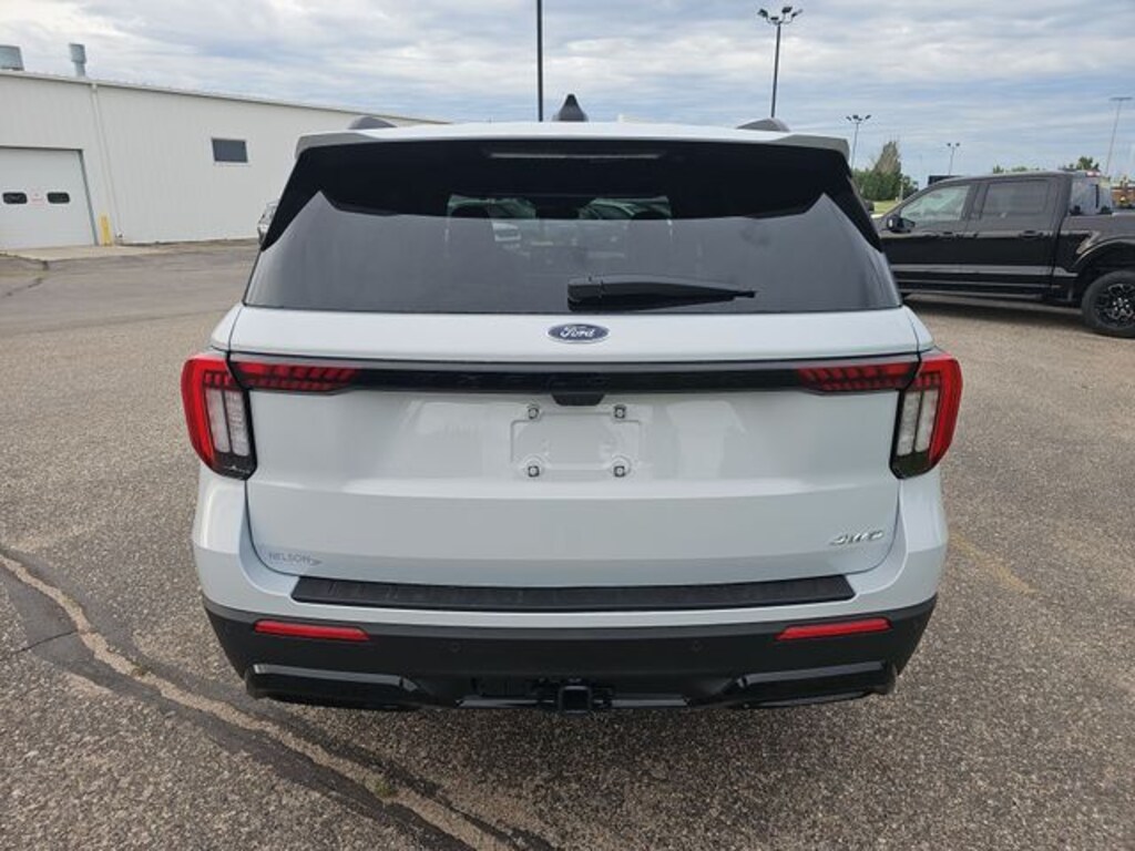 New 2026 Ford Explorer ST-Line SUV