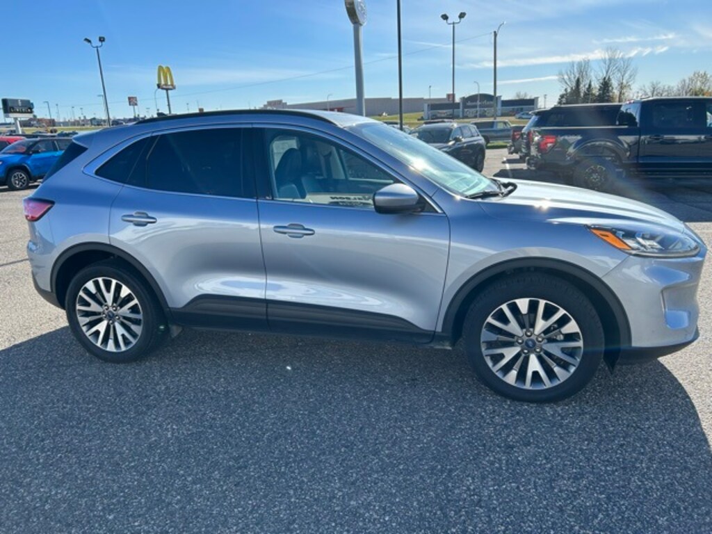 Used 2022 Ford Escape Titanium SUV