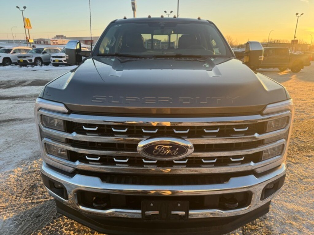 Used 2025 Ford F-350SD Lariat Truck