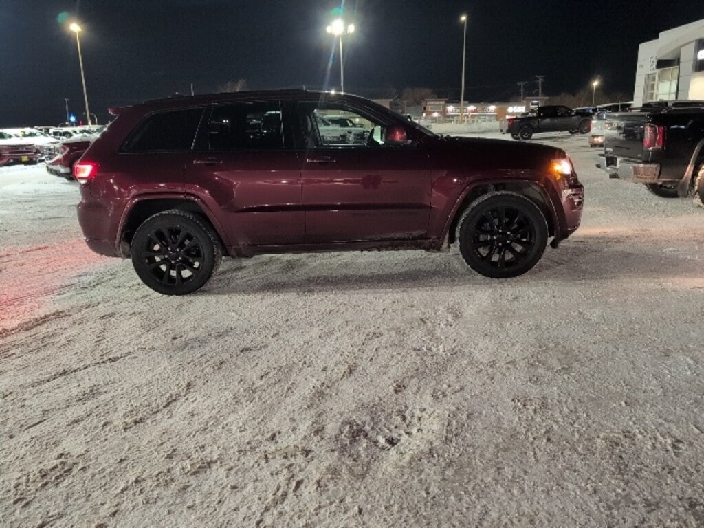 Used 2020 Jeep Grand Cherokee Altitude SUV