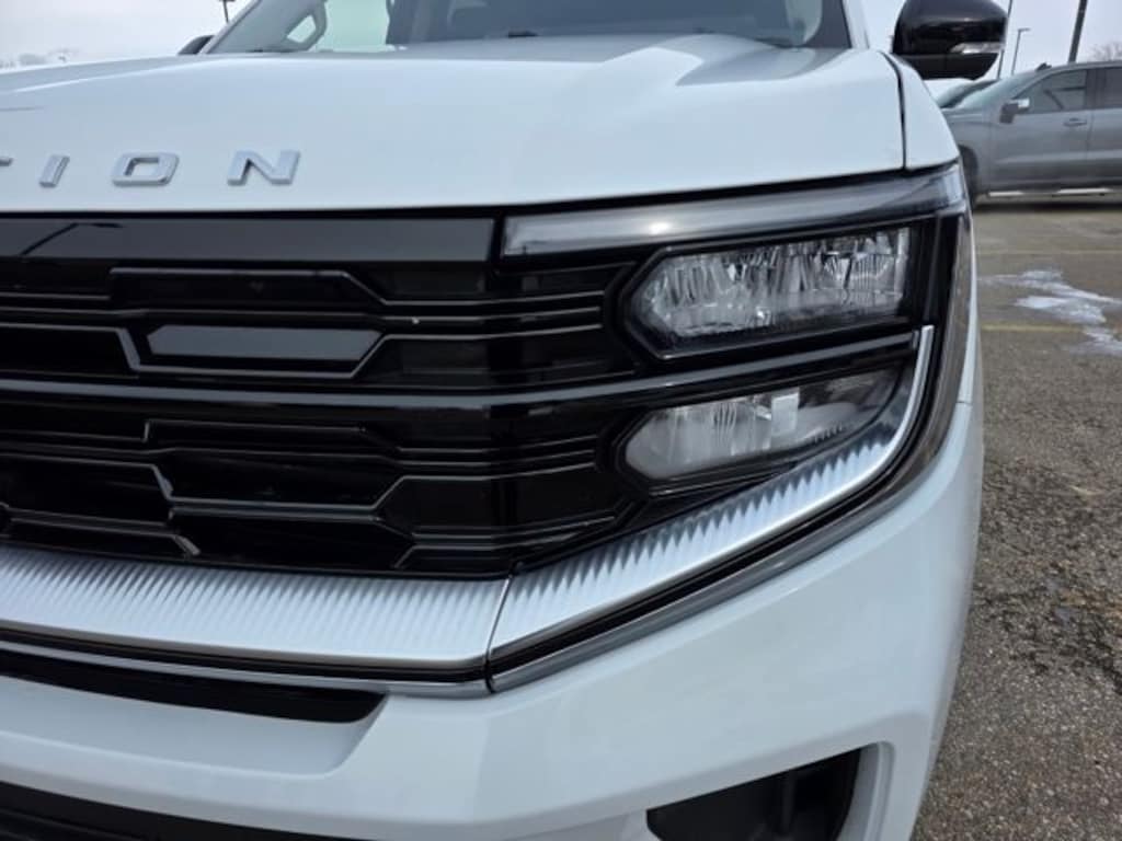 Used 2025 Ford Expedition Max Platinum SUV