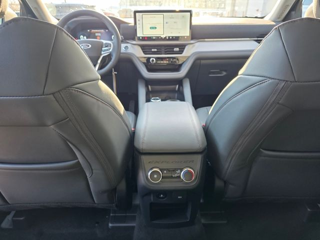 2026 Ford Explorer Active - Photo 14