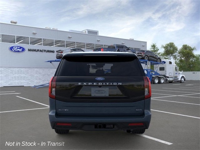 2026 Ford Expedition MAX photo 3