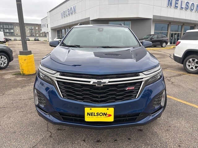 2023 Chevrolet Equinox RS photo 2