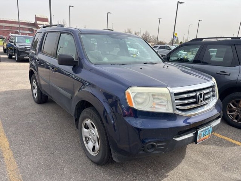 Used 2013 Honda Pilot LX FWD SUV