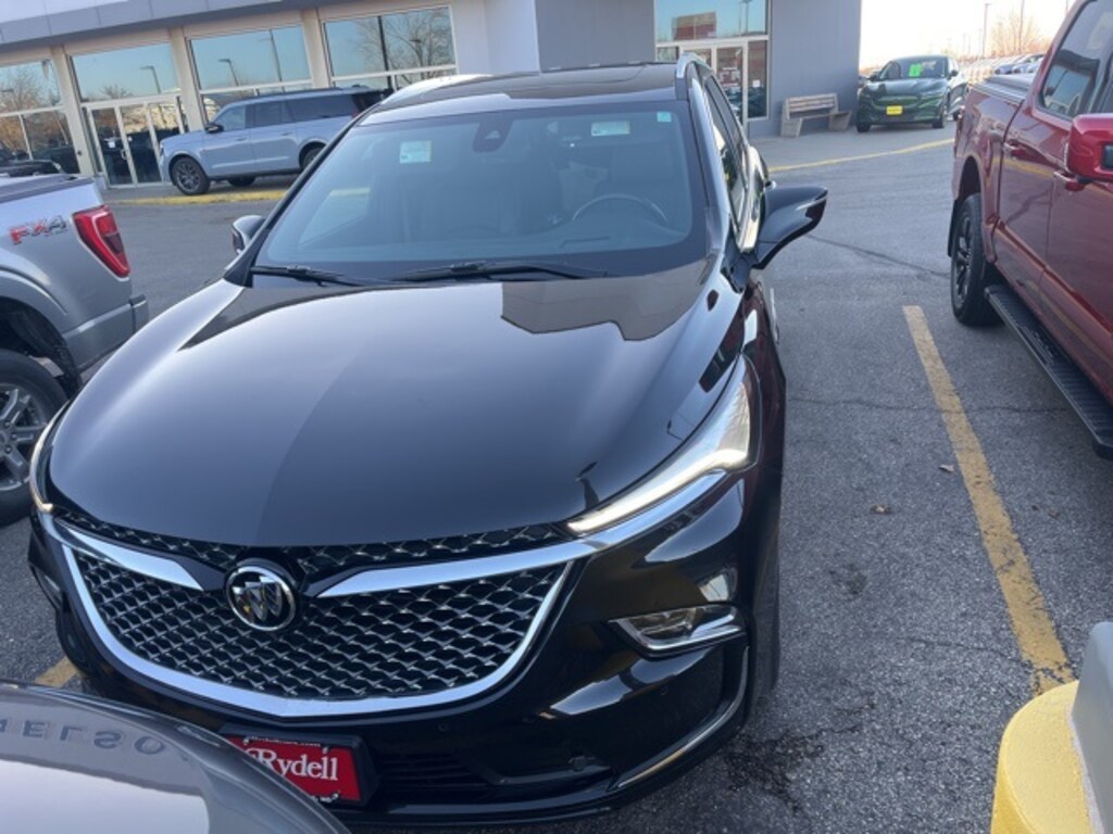 Used 2024 Buick Enclave Avenir SUV