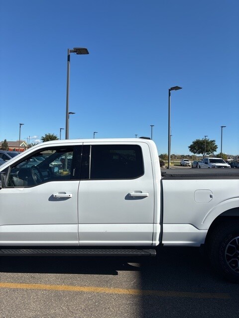 2021 Ford F-150 XLT photo 2