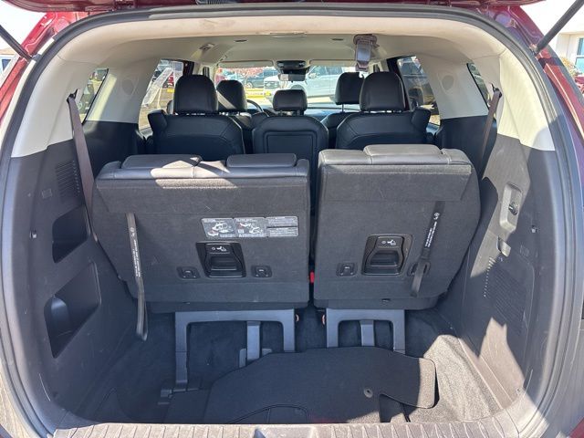 2025 Kia Carnival LXS - Photo 20
