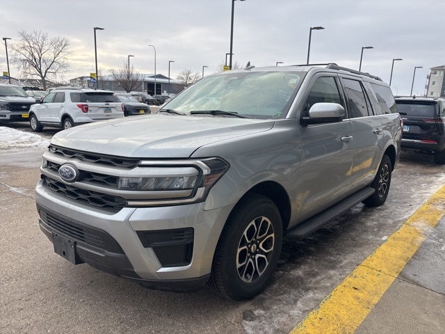2024 Ford Expedition MAX photo 3