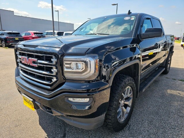 Used 2017 GMC Sierra 1500 SLT with VIN 3GTU2NEC1HG499541 for sale in Grand Forks, ND