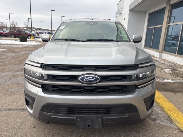 2024 Ford Expedition MAX photo 2