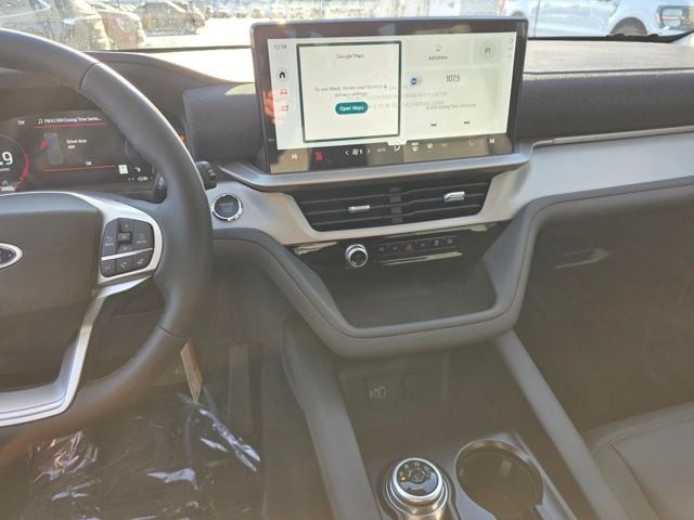 2026 Ford Explorer Active - Photo 18