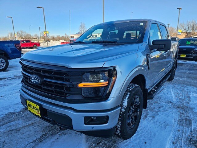 2025 Ford F-150 XLT photo 2
